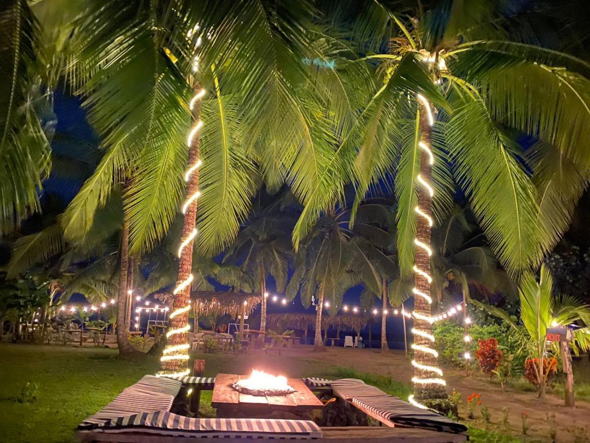 Show Pony Beach Resort And Suites Las Lajas  Bagian luar foto