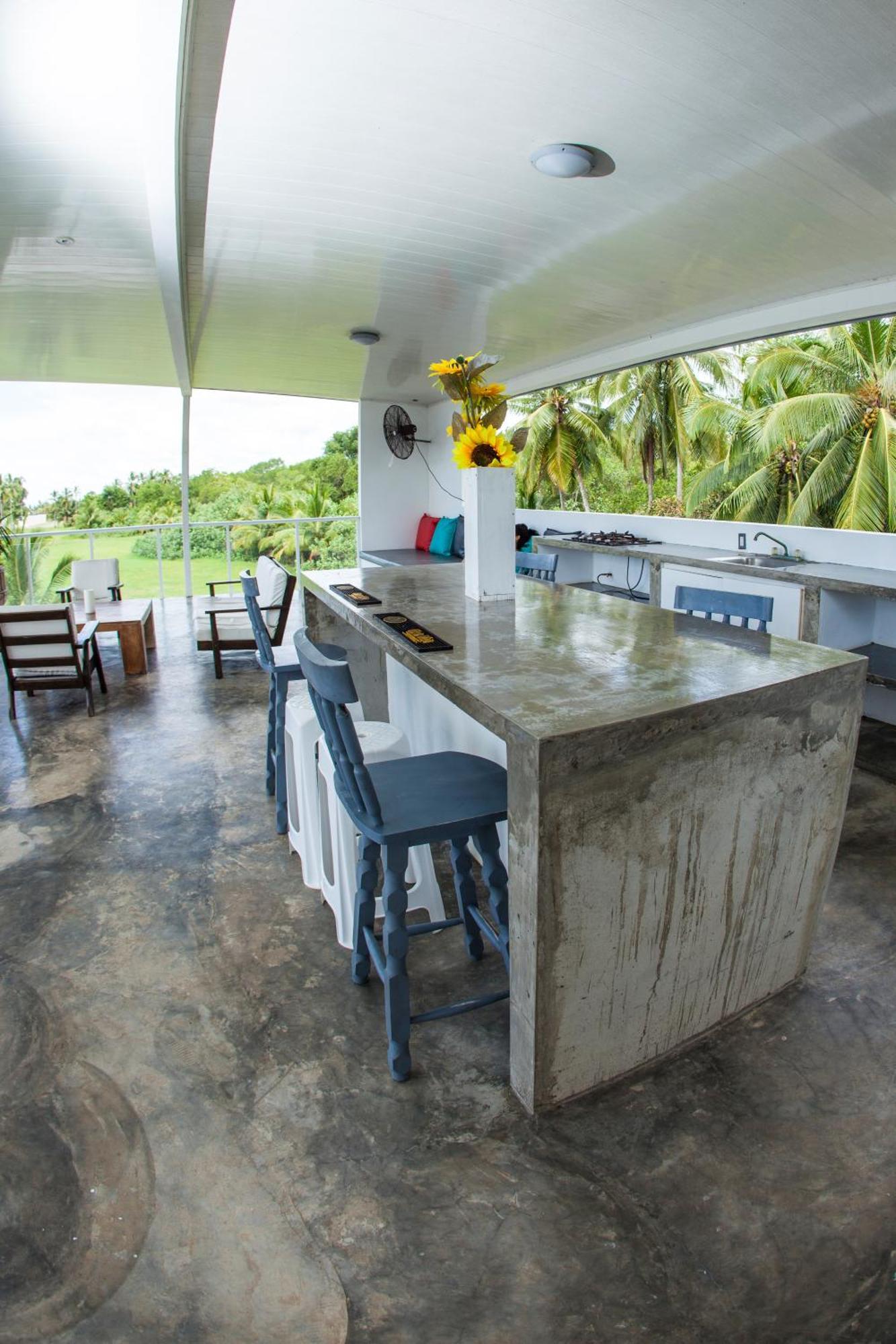 Show Pony Beach Resort And Suites Las Lajas  Bagian luar foto