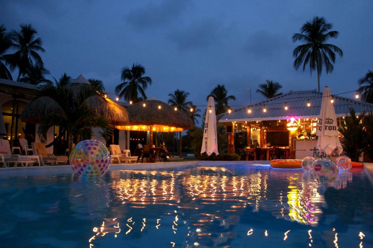 Show Pony Beach Resort And Suites Las Lajas  Bagian luar foto